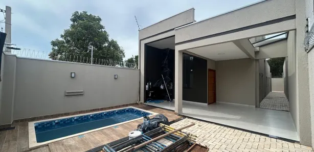 Casa com 3 Quartos à venda, 130m² no Plano Diretor Sul, Palmas