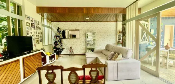 Sobrado com 3 Quartos para alugar, 306m² no Grageru, Aracaju