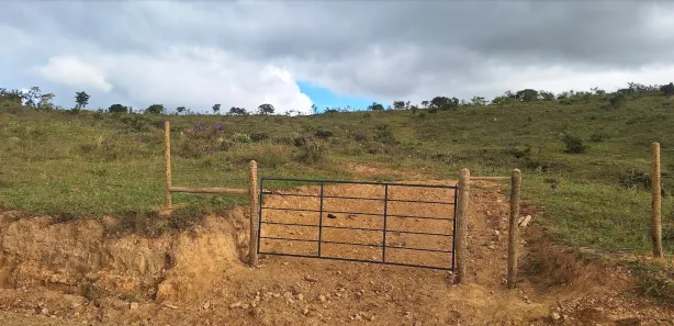 Lote/Terreno à venda, 20151m² no , Cordisburgo
