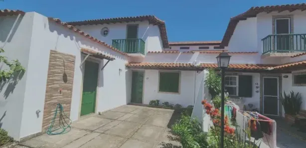 Casa de Condomínio com 3 Quartos para alugar, 300m² no Peró, Cabo Frio