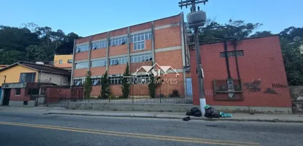 Galpão/Depósito/Armazém para alugar, 3000m² no Quissama, Petrópolis