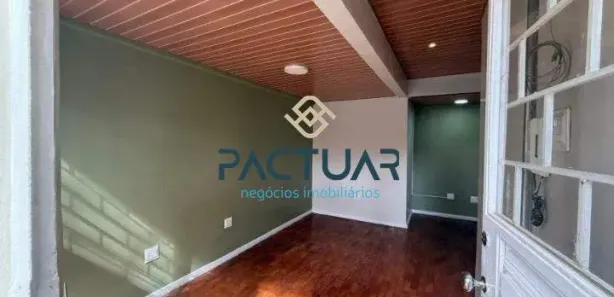 Casa com 2 Quartos para alugar, 90m² no Santo Antônio, Belo Horizonte