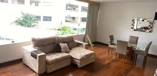 Casa com 6 Quartos para alugar, 200m² no Centro, Nova Iguaçu