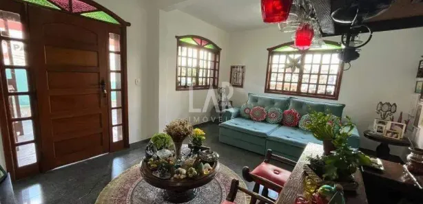 Casa com 4 Quartos à venda, 340m² no Monsenhor Messias, Belo Horizonte