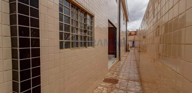 Casa com 8 Quartos à venda, 346m² no Vila da Telebrasília, Brasília