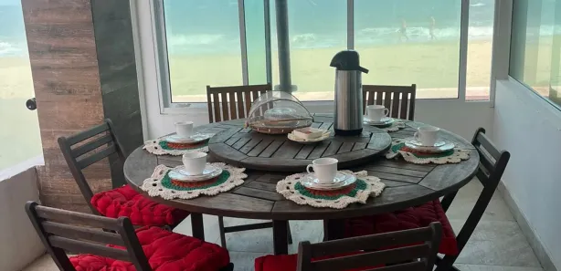 Casa de Condomínio com 5 Quartos para alugar, 200m² no , Nísia Floresta