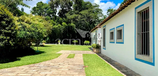 Casa com 4 Quartos para alugar, 6000m² no Cuiabá, Petrópolis