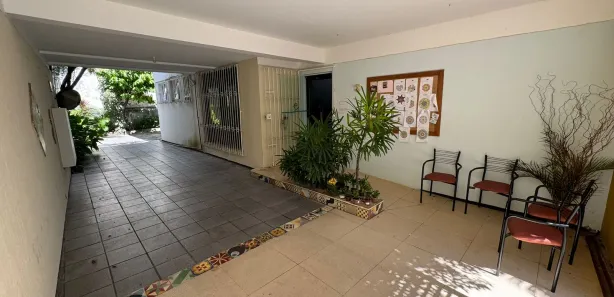 Casa com 11 Quartos à venda, 385m² no Pituba, Salvador