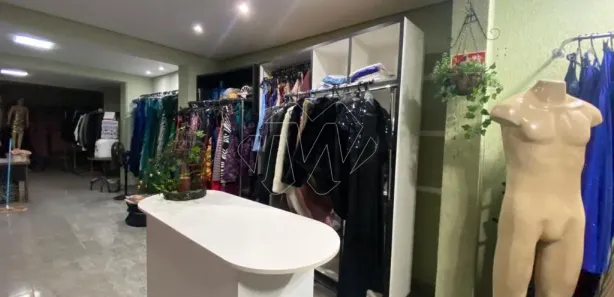 Prédio Comercial com 3 Quartos para venda ou aluguel, 272m² no Centro, Araraquara