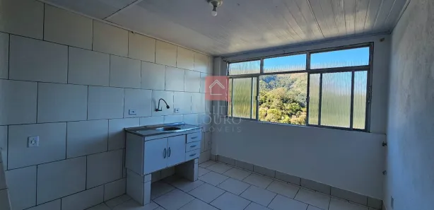 Apartamento com 2 Quartos para alugar, 60m² no Chácara Flora, Petrópolis