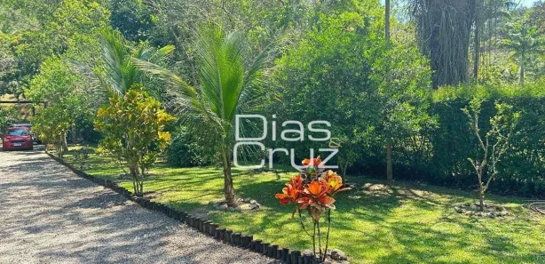 Fazenda/Sítio com 3 Quartos à venda, 2200m² no Sana, Macaé