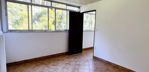 Apartamento com 1 Quarto para alugar, 60m² no Retiro, Petrópolis