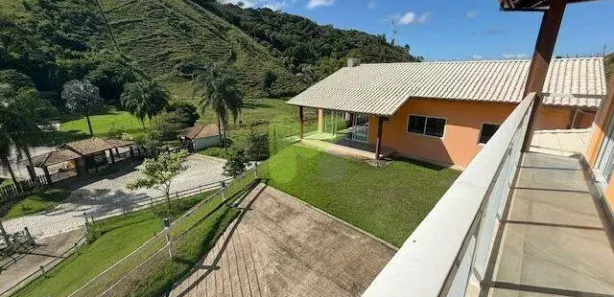 Fazenda/Sítio com 3 Quartos à venda, 100m² no Centro, Casimiro de Abreu