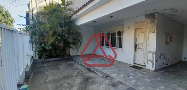Casa com 4 Quartos para alugar, 306m² no Centro, Nova Iguaçu