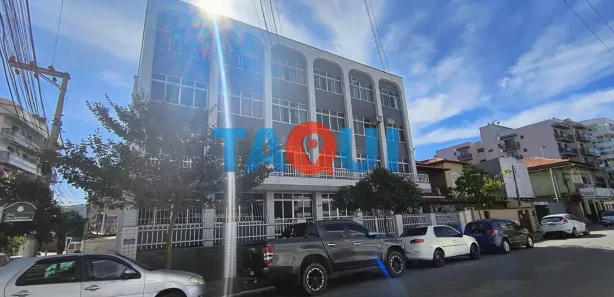 Apartamento com 3 Quartos para alugar, 112m² no Centro, Cabo Frio