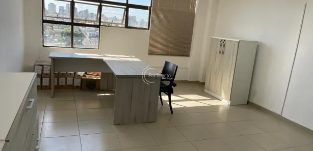 Sala Comercial à venda, 47m² no São Pelegrino, Caxias do Sul