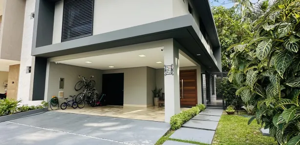 Casa de Condomínio com 3 Quartos à venda, 230m² no Aleixo, Manaus