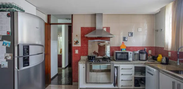 Casa com 7 Quartos à venda, 407m² no Asa Sul, Brasília