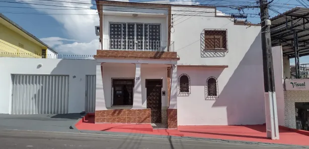 Casa com 6 Quartos à venda, 410m² no Santo Antônio, Manaus