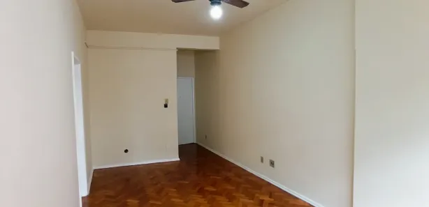 Apartamento com 2 Quartos para alugar, 68m² no Laranjeiras, Rio de Janeiro