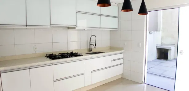 Sobrado com 2 Quartos para alugar, 90m² no Potecas, São José