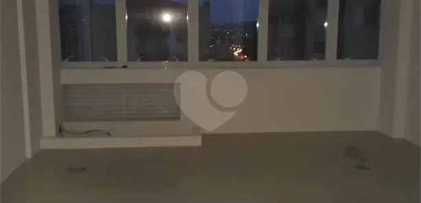Sala Comercial à venda, 38m² no Jardim Armênia, Mogi das Cruzes