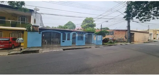 Casa com 4 Quartos à venda, 216m² no Aleixo, Manaus