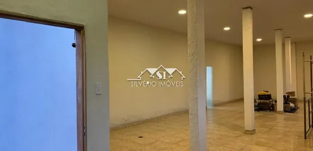 Ponto Comercial para alugar, 130m² no Retiro, Petrópolis
