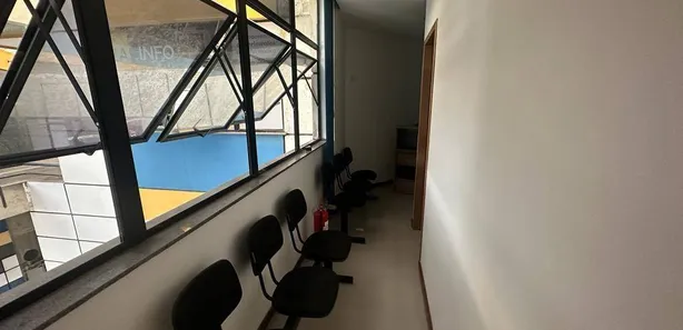 Sala Comercial à venda, 20m² no Itaipu, Niterói
