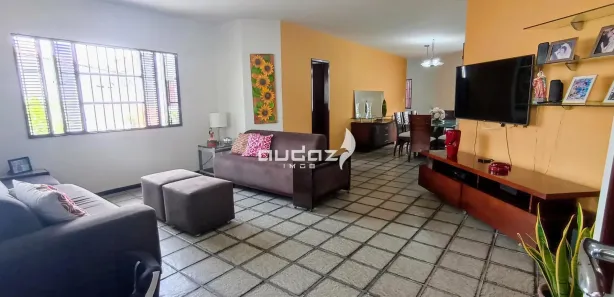 Casa com 3 Quartos à venda, 240m² no Capim Macio, Natal