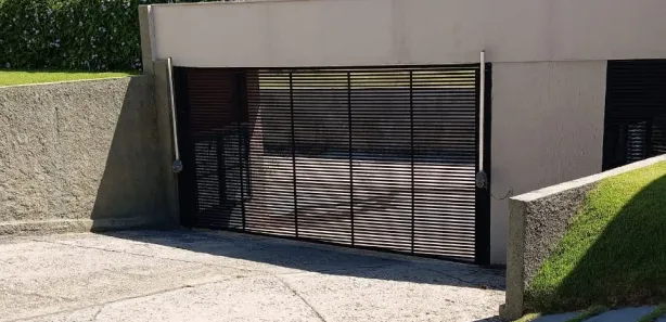 Casa de Condomínio com 3 Quartos para alugar, 193m² no Chácara dos Junqueiras, Carapicuíba