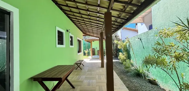 Casa de Condomínio com 3 Quartos para alugar, 140m² no Buraquinho, Lauro de Freitas