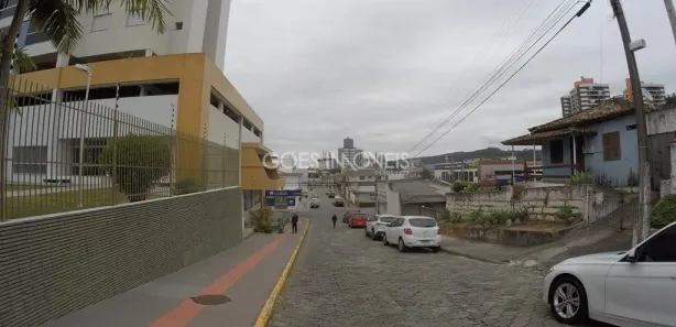 Ponto Comercial para alugar, 12m² no Próspera, Criciúma