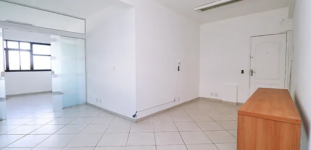 Ponto Comercial para venda ou aluguel, 38m² no Recreio dos Bandeirantes, Rio de Janeiro