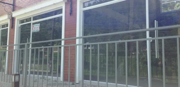 Ponto Comercial para alugar, 30m² no Quarteirão Brasileiro, Petrópolis