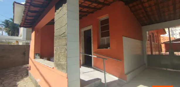 Imóvel Comercial com 3 Quartos para alugar, 390m² no Funcionários, Belo Horizonte