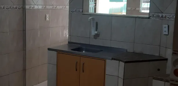 Sobrado com 6 Quartos à venda, 150m² no Gleba A, Camaçari