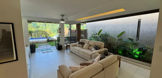 Casa de Condomínio com 4 Quartos à venda, 300m² no Itapuã, Salvador