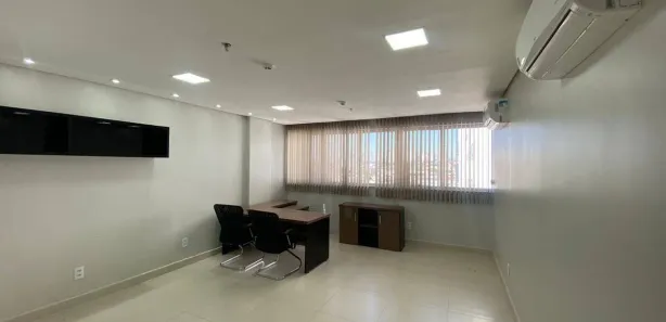 Sala Comercial para alugar, 35m² no Centro, Anápolis