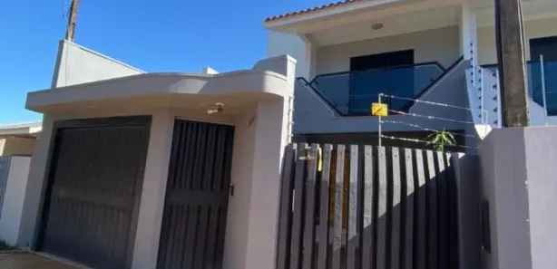 Sobrado com 3 Quartos para alugar, 104m² no Centro, Campo Mourão