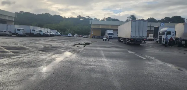 Galpão/Depósito/Armazém para alugar, 4000m² no Campinas de Pirajá, Salvador