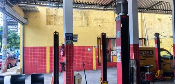 Prédio Comercial à venda, 220m² no Engenho Velho da Federação, Salvador