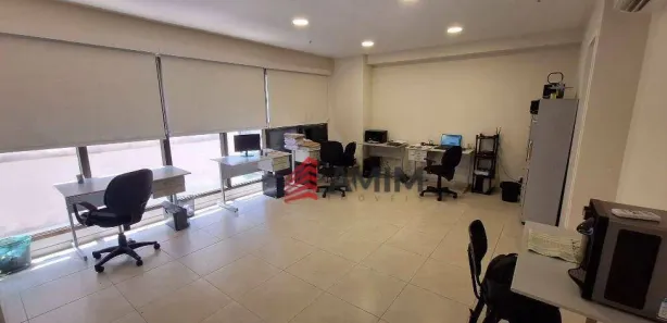 Sala Comercial à venda, 52m² no São Domingos, Niterói