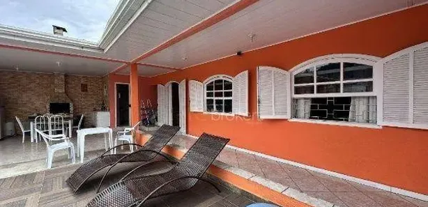 Casa com 6 Quartos à venda, 210m² no Sertaozinho, Matinhos