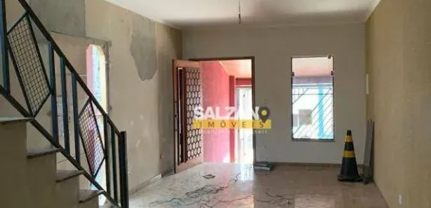 Sobrado com 2 Quartos para venda ou aluguel, 260m² no Parque São Luís, Taubaté