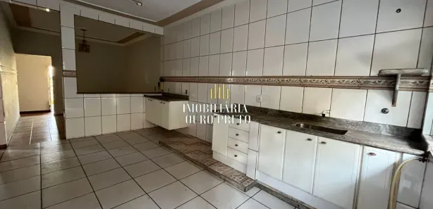 Casa com 4 Quartos à venda, 210m² no Dom Bosco, Belo Horizonte