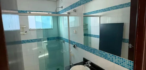 Casa de Condomínio com 4 Quartos para alugar, 370m² no Residencial Granville, Goiânia