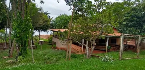 Fazenda/Sítio com 2 Quartos à venda, 1m² no Centro, Arandu