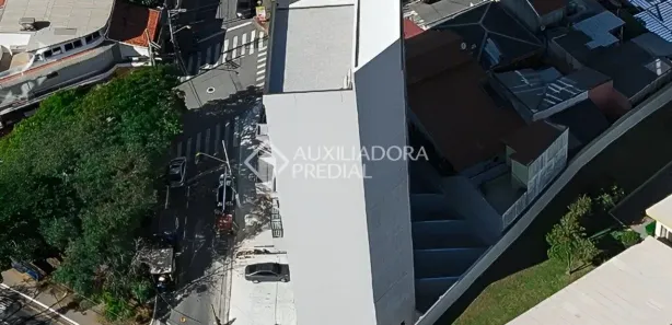 Sala Comercial à venda, 32m² no Parque Jaçatuba, Santo André