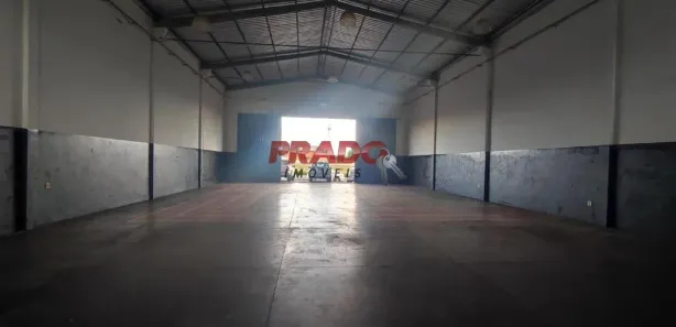 Galpão/Depósito/Armazém para alugar, 400m² no pioneiro, Paiçandu